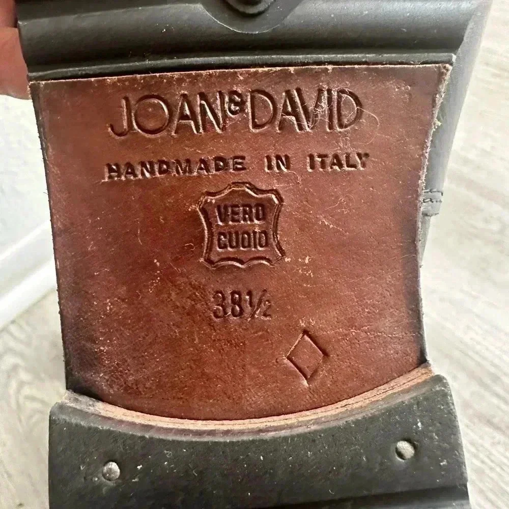 JOAN9DAVID HANDMADE IN ITALY Leather boots Sz 381/2